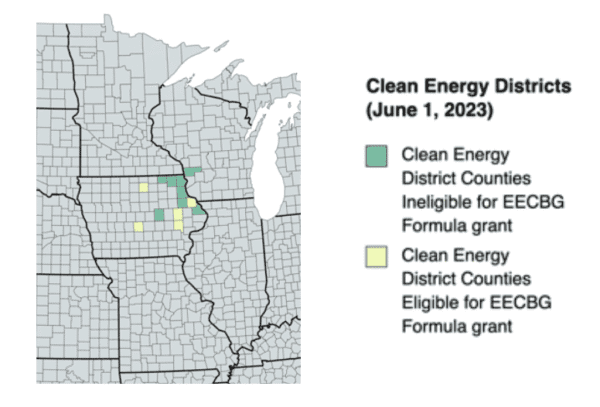 Map showing select counties in the Midwest marked as Clean Energy Districts, with some eligible and others ineligible for EECBG Formula grants as of June 1, 2023.